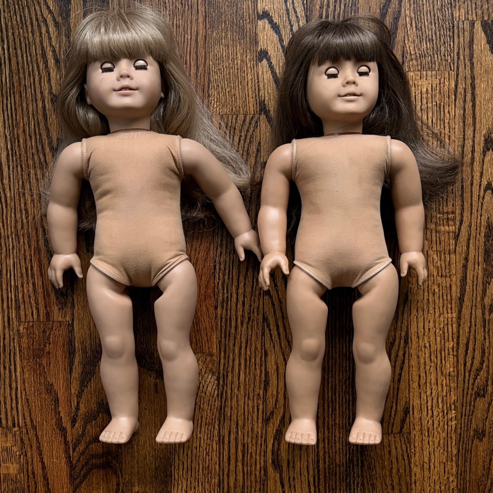 Pleasant Company (American Girl Dolls) Dolls Blond Hair/Brown Hair -Blue Eyes